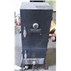 Image 1 : Masterbuilt Pro Series Smoker 16"x45"H