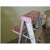 Image 2 : Werner 5-Step Ladder 200lb Capacity