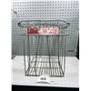 Image 1 : Vintage egg crate