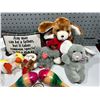 Image 4 : Lot of stuffed animals & pillow