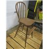 Image 2 : wooden high chair
