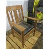 Image 2 : vintage wooden chair