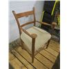 Image 2 : vintage wooden chair