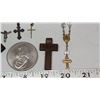 Image 3 : Collection of vintage crosses, and religious jewelry