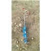 Image 1 : Hand crank, ice auger - blue blade