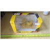 Image 1 : Cat D8R diecast model in original box