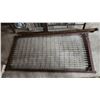 Image 2 : Antique metal bed frame (twin size)