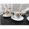 Image 3 : antique miniature tea set 8 pieces