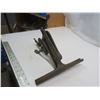 Image 2 : saw sharpening vise