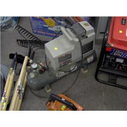 DEVILBLISS AIR COMPRESSOR  (AS IS)