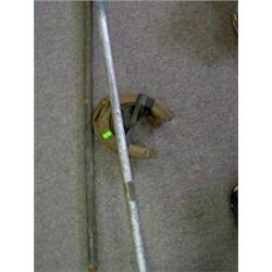 SET OF HORSE SHOES W/ PIPES