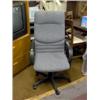 Image 1 : GREY HIGH BACK EXECUTIVE CHAIR