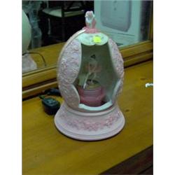 BALLERINA FOUNTAIN W/ LIGHT