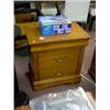 Image 1 : NIGHT STAND