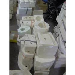 CERAMIC MOLDS APPROX.. 25 PIECES