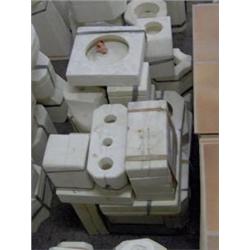 CERAMIC MOLDS APPROX.. 25 PIECES