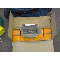 CASE OF CLOSET DOOR KNOBS