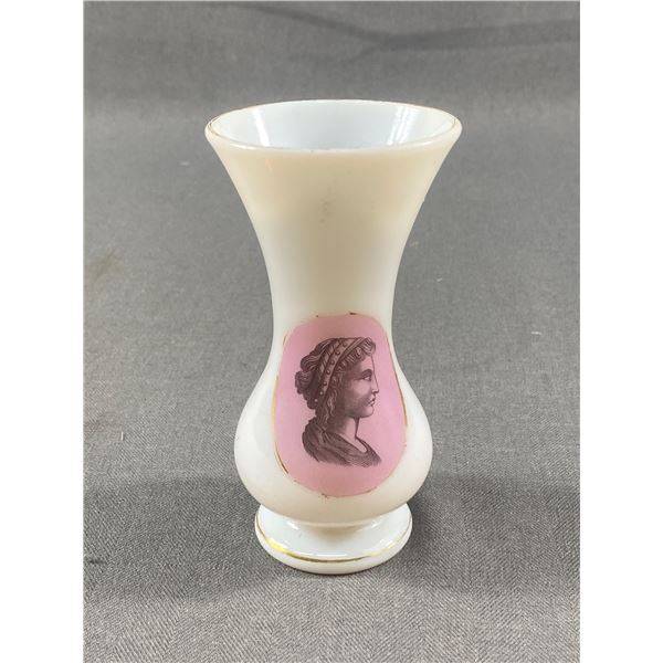 Nice Victorian 1880's Milk Glass Vase