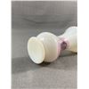 Image 3 : Nice Victorian 1880's Milk Glass Vase