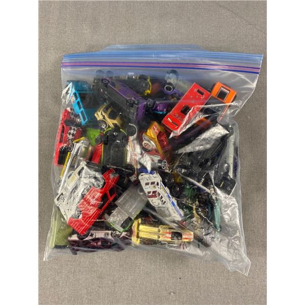 Lot Of Collectible Die-Cast Vehicles - Hotwheels, Motor Max, Maisto & More