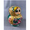Image 2 : Pretty Vintage Russian Nesting Dolls. Set of 7