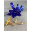 Image 2 : Vintage Hand Blown Art Glass Lot: Flower Flecks Twisted Stem, Elephant Bullicante Paperweight, Spott