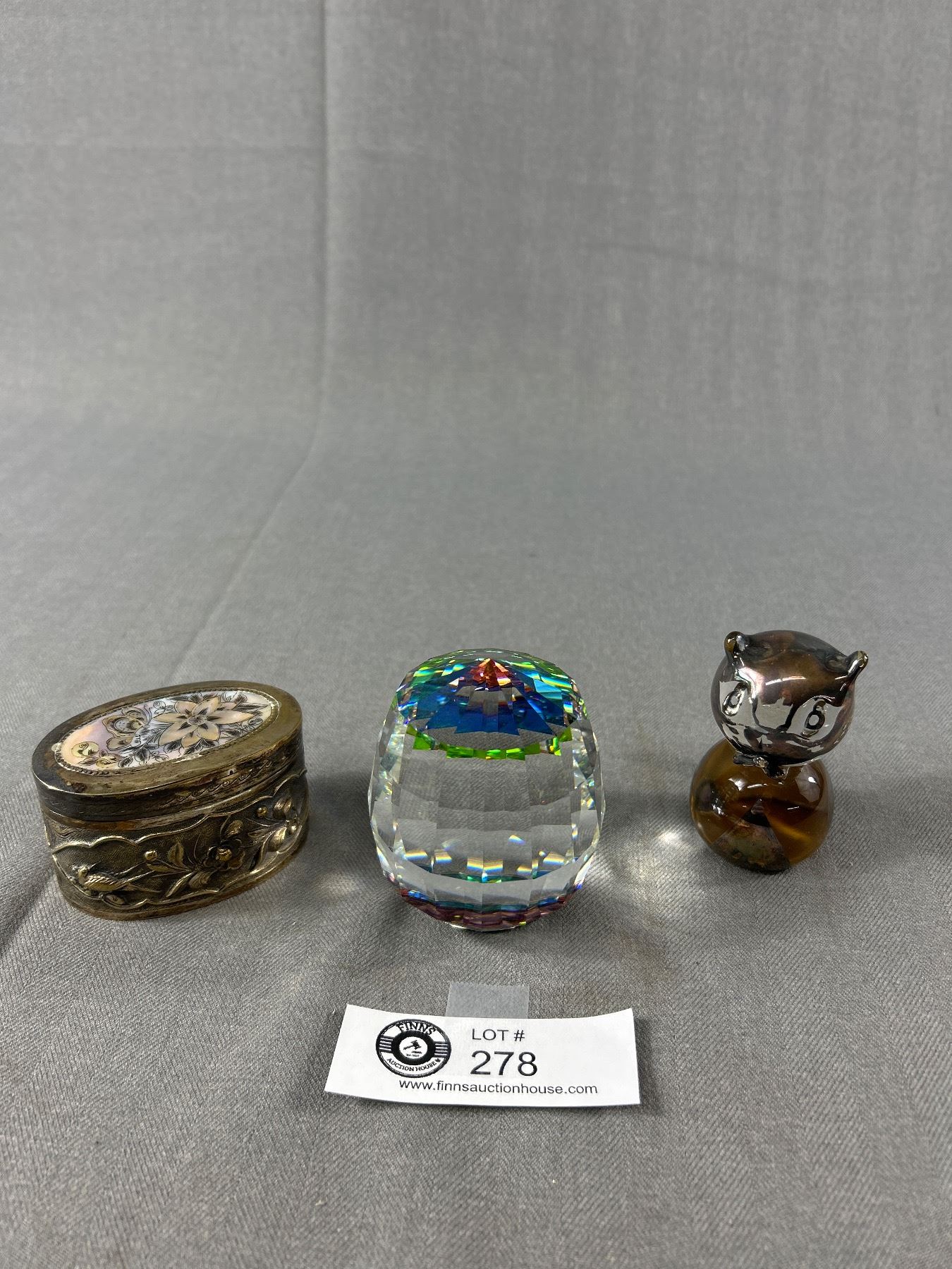 Paperweight Collectables Group of Vintage Collectibles Crystal Paperweight, Glass Cat ...