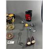 Image 3 : Novelty Lot - Casino Glasses, Poker Chips & Golfer's Bar Utensils