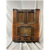 Image 1 : Vintage RCA Victor  "Magic Brain" Radio. Short Wave, Broadcast & Med. Wave. Approx. 21" x 17" x 11 1