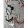 Image 2 : Group Lot of Necklaces.