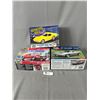 Image 1 : 3 Revell Model Kits - 2 Corvettes & 1 Camero