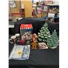 Image 1 : Shelf Lot Of Christmas Décor - Cookie Jar, Mugs, Ceramic Trees & More