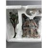 Image 2 : Dept 56 Vera Mae's Boutique. New England Village Series