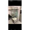 Image 1 : Glass shelf 16"x14" 65" Tall. 3 shelf