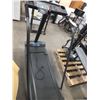 Image 3 : Weslo Cadence 860 Treadmill