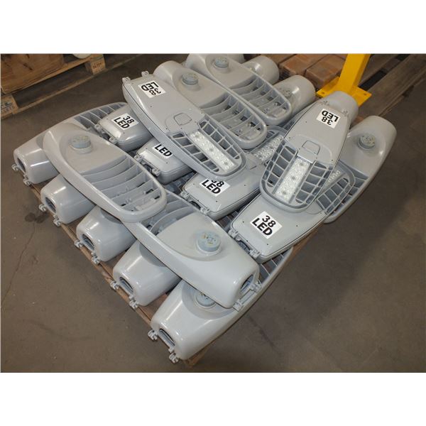 20 LED Street Or Yard Lights