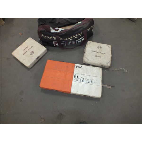 Soft Ball Bases & Small Kids Golf Clubs