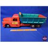 Image 2 : Structo Hydraulic Dump Truck "Hydraulically Operated" (7-1/4"H x 8"W x 21"L) (Note: Ram is stuck) (S