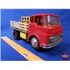 Image 9 : ol' Macdonald's Farm Truck (Batt Op) (No Driver / No Cow) (5"H x 4-1/2"W x 10-3/4"D) (SEE PICS!)