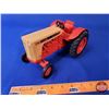 Image 2 : CASE 930 Comfort King Tractor (Scale 1:16) (Ertl) (SEE PICS!)