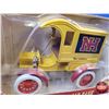 Image 3 : NEW HOLLAND 1905 Ford Delivery Car Bank (Scale 1:25) (ERTL) (SEE PICS!)