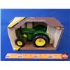 Image 2 : John Deere 1953 Model D Tractor (Scale 1:16) (ERTL) (SEE PICS!)