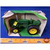 Image 2 : John Deere M Tractor (Scale 1:16) (ERTL) (SEE PICS!)