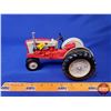 Image 2 : Ford 901 Tractor (Scale 1:16) (ERTL) (SEE PICS!)