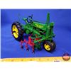 Image 8 : John Deere A Tractor with 290 Series Cultivator - Precision Classics #2 (Scale 1:16) (ERTL) (SEE PIC