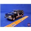 Image 2 : Dale Earnhardt / GM Goodwrench Service Plus Tahoe (1999 Limited Edition) (Scale 1:24) ~ 25th Anniver