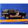 Image 7 : Dale Earnhardt / GM Goodwrench Service Plus Tahoe (1999 Limited Edition) (Scale 1:24) ~ 25th Anniver