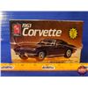 Image 14 : MODEL KITS (3) amt ERTL : - 1966 Mustang - 1950 Ford Convertible - 1963 Corvette (1/25 Model Kits) (