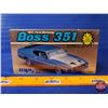 Image 4 : MODEL KITS (2) mpc ERTL : - 1969 Dodge Charger - 1971 Ford Mustang Boss 351 (1/25 Model Kits) (NIB) 