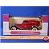 Image 1 : Liberty Classics Bank : 1934 Ford Delivery Van "Canadian Tire No. 2 Series 2" (Limited Edition) (Sca